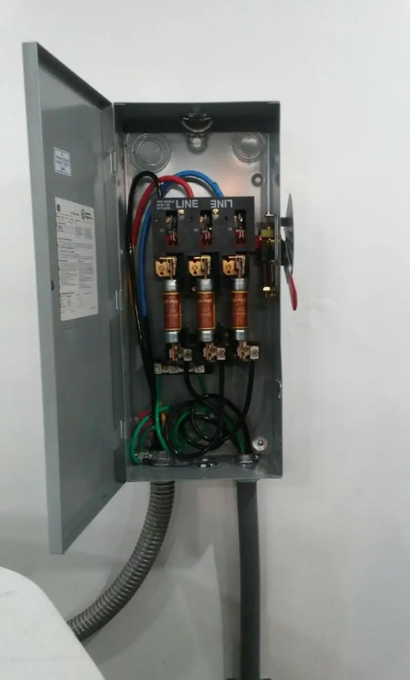 Three-phase disconnect switch installed for Smoke Detector Installation in Coal City